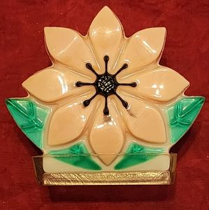 Vtg 1960s Pink Lucite Acrylic Resin Daisy Napkin holder pink rarest color made